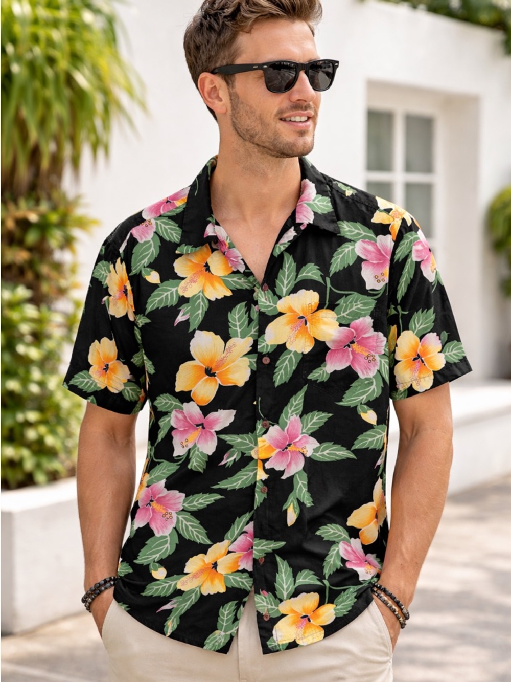 Pineapple Juice Hawaiian Classic Floral - Tropical Print Short Sleeve Shirt M
